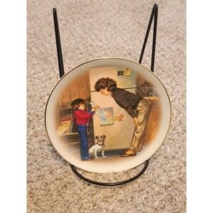 Avon 1985 Mother's Day 22K Trim 5" Porcelain Collectors Plate By Tom Newsom